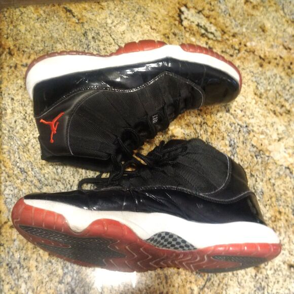 Nike Air Jordan 11 Retro Bred 14 Playoff Black Red White Shoes 378037-010 Sz 9.5 main image 12